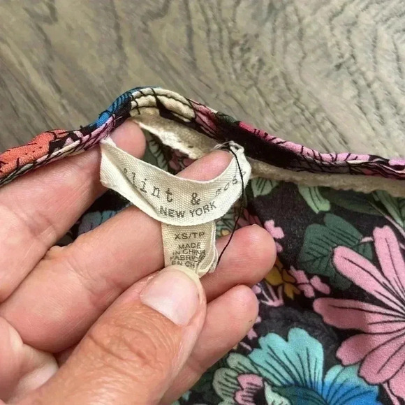 Flint & Moss | Colourful floral long bell sleeve blouse - Picture 5 of 13